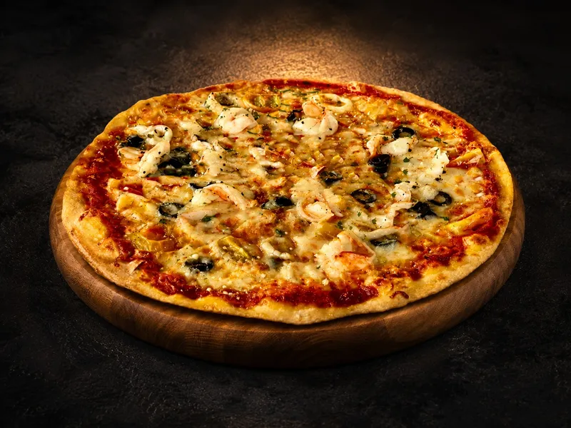 Seafood Pizza